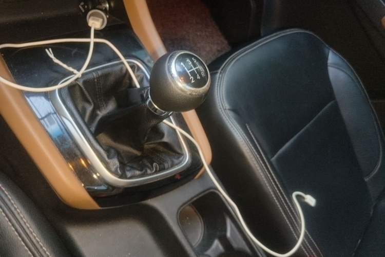 Used Jinbei F50 2017 1.6L Manual Luxury Model Gear Lever