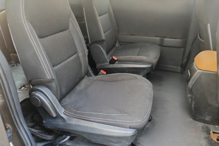 Used Jinbei F50 2017 1.6L Manual Economy Model Interior 1