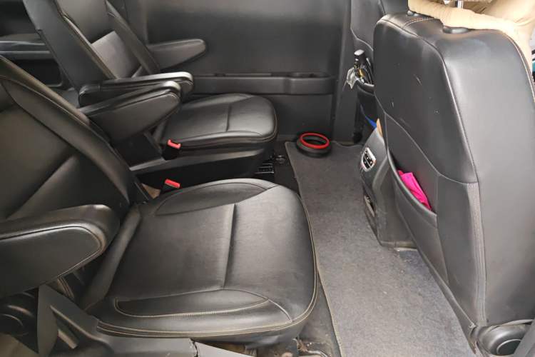 Used Jinbei F50 2017 1.6L Manual Comfort Model Left Rear Seat