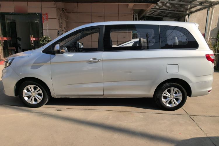 Used Jinbei F50 2017 1.6L Manual Luxury Model Left Side