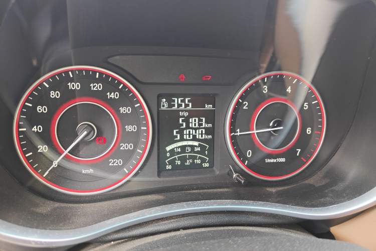 Used Jinbei F50 2017 1.6L Manual Luxury Model Odometer Close Up