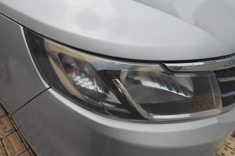 Used Jinbei F50 2017 1.6L Manual Luxury Model Right Front Headlight