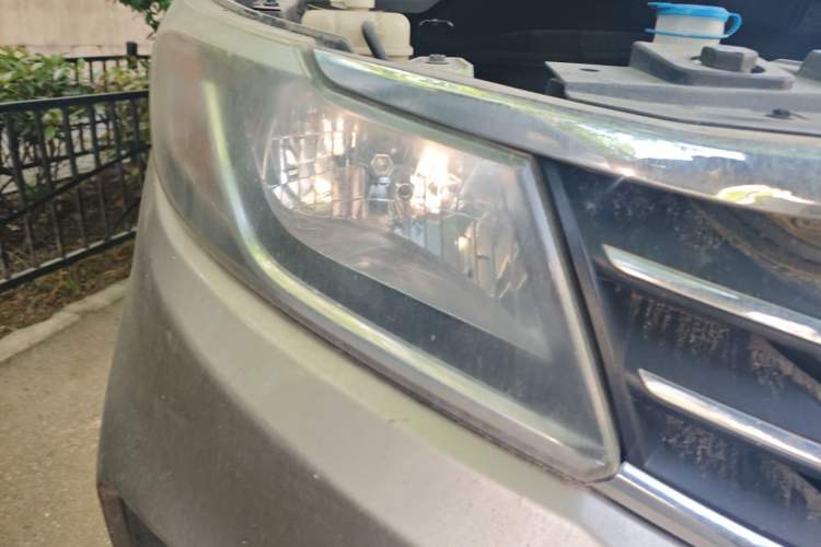 Used Jinbei F50 2017 1.6L Manual Elite Model Right Front Headlight
