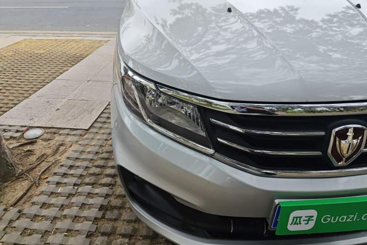 Used Jinbei F50 2017 1.6L Manual Comfort Model Right Front Headlight