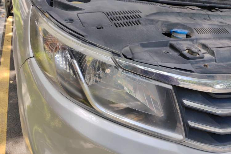 Used Jinbei F50 2017 1.6L Manual Elite Model Right Front Headlight