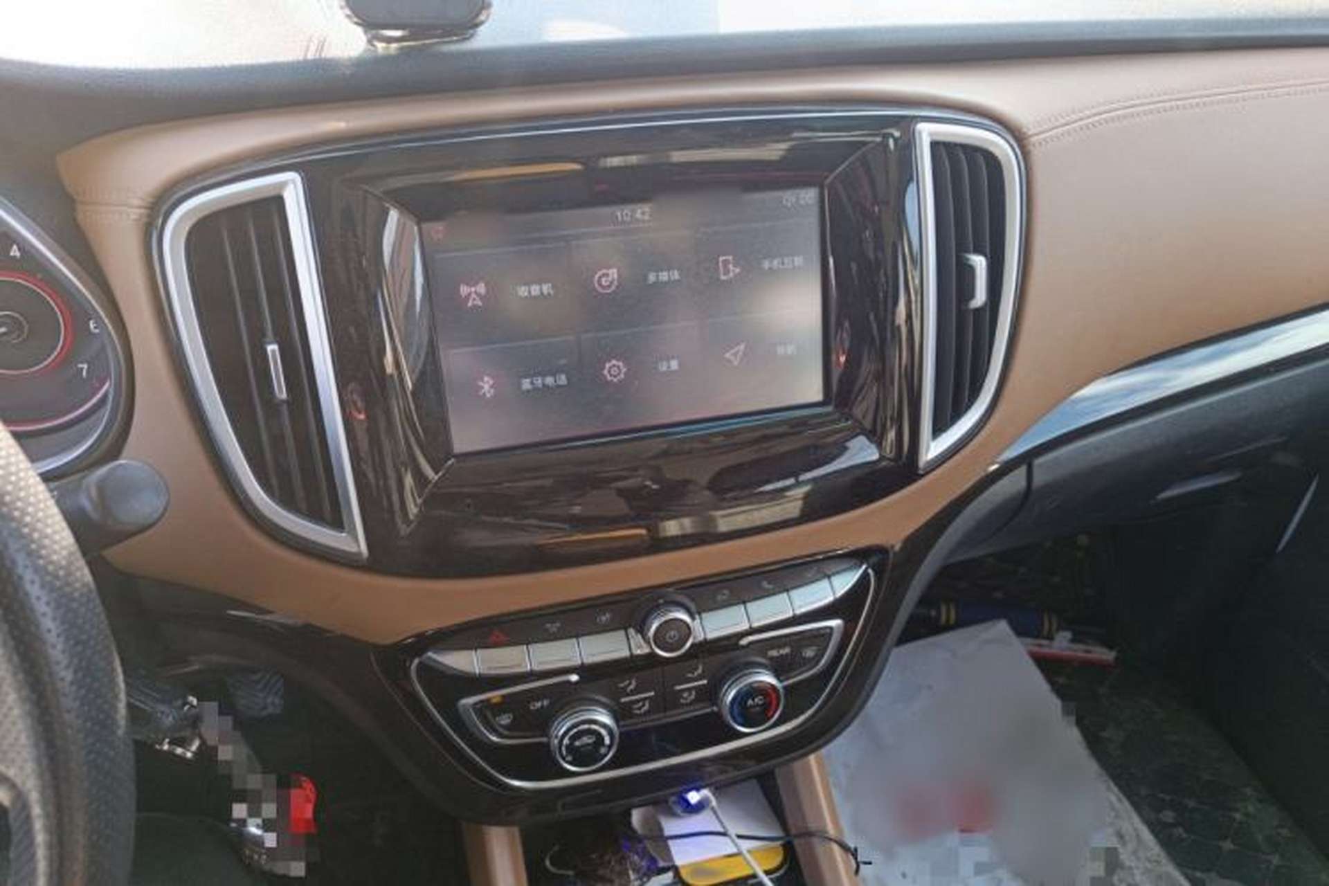 Used Jinbei F50 2017 1.6L Manual Luxury Model Audio And AC Panel