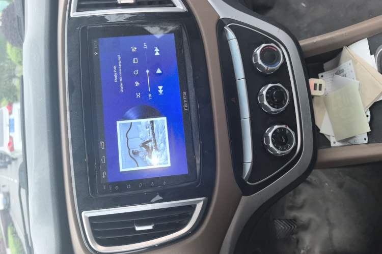 Used Jinbei F50 2017 1.5L Manual Utility Version China V Standard Audio And AC Panel