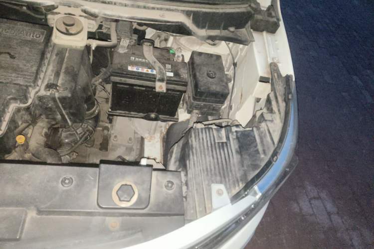 Used Jinbei F50 2017 1.6L Manual Economy Model Engine Bay Left