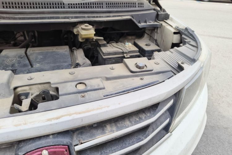 Used Jinbei F50 2017 1.6L Manual Economy Model Engine Bay Left