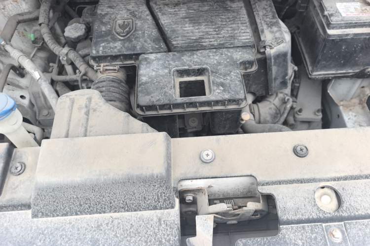 Used Jinbei F50 2017 1.5L Manual Utility Version China V Standard Engine Bay
