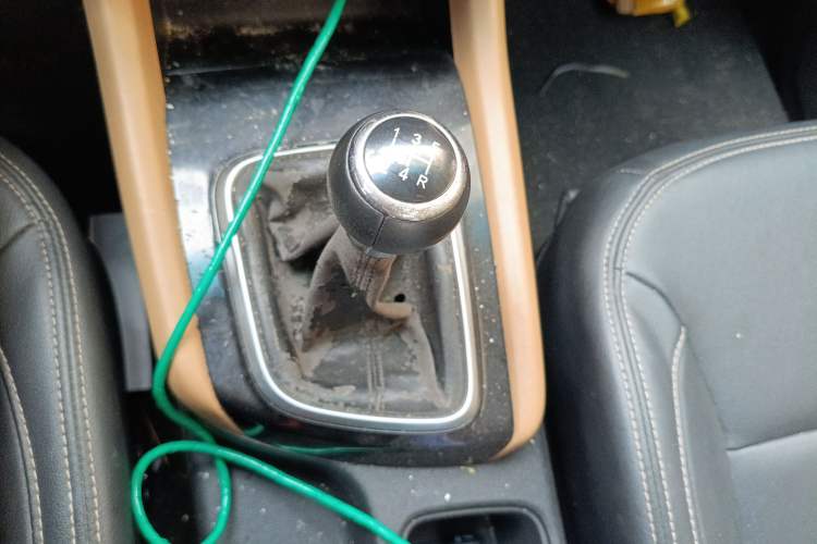 Used Jinbei F50 2017 1.6L Manual Comfort Model Gear Lever