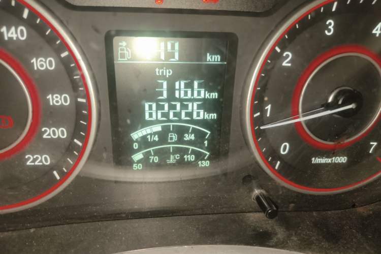 Used Jinbei F50 2017 1.6L Manual Economy Model Odometer Close Up
