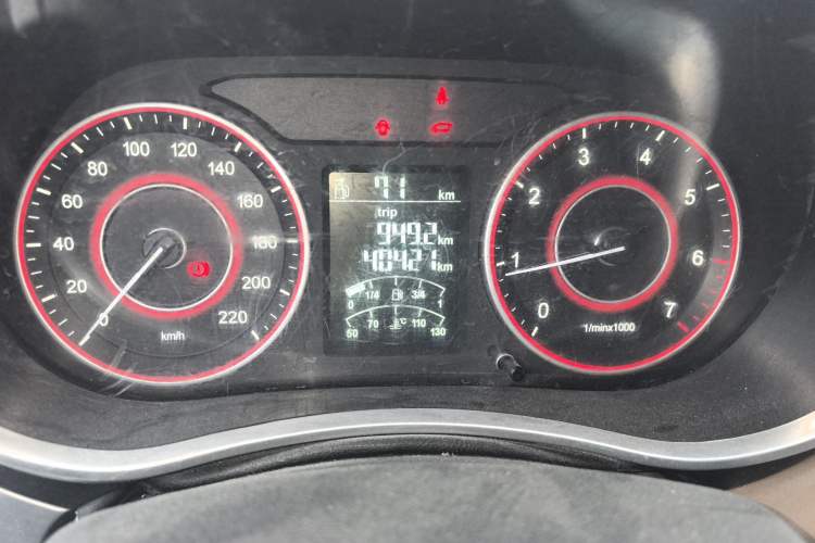 Used Jinbei F50 2017 1.5L Manual Utility Version China V Standard Odometer Close Up