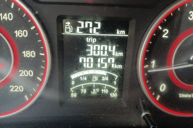 Used Jinbei F50 2017 1.6L Manual Comfort Model Odometer Close Up