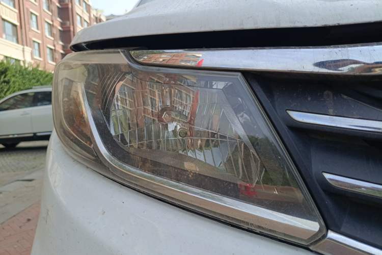 Used Jinbei F50 2017 1.6L Manual Comfort Model Right Front Headlight