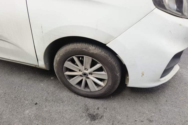 Used Jinbei F50 2017 1.6L Manual Economy Model Right Front Wheel Hub