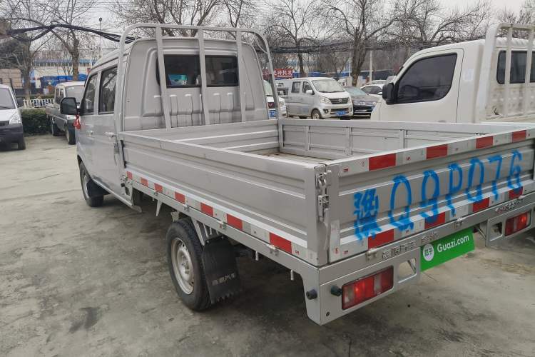 Used Jinbei Gold Card S2 2023 1.6L Manual Double-Cab with 2.51m Cargo Bed and Single Rear Wheel – Comfort Version SWJ16 Exterior 2