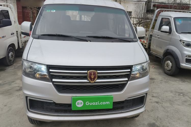 Used Jinbei Gold Card S2 2023 1.6L Manual Double-Cab with 2.51m Cargo Bed and Single Rear Wheel – Comfort Version SWJ16 Front