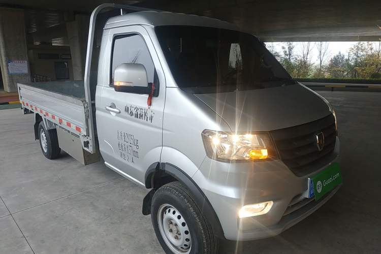 Used Jinbei Gold Card S3 2022 1.6L Flatbed Truck Standard Version 3.2 Meters SWD16MS Exterior 2