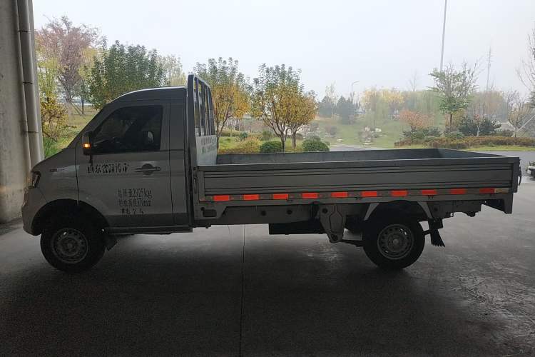 Used Jinbei Gold Card S3 2022 1.6L Flatbed Truck Standard Version 3.2 Meters SWD16MS Exterior 3