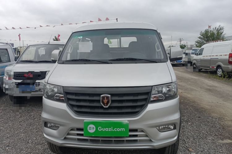 Used Jinbei Gold Card S3 2022 1.6L Flatbed Truck Double-Cab Standard Version 2.55 Meters SWD16MS Front