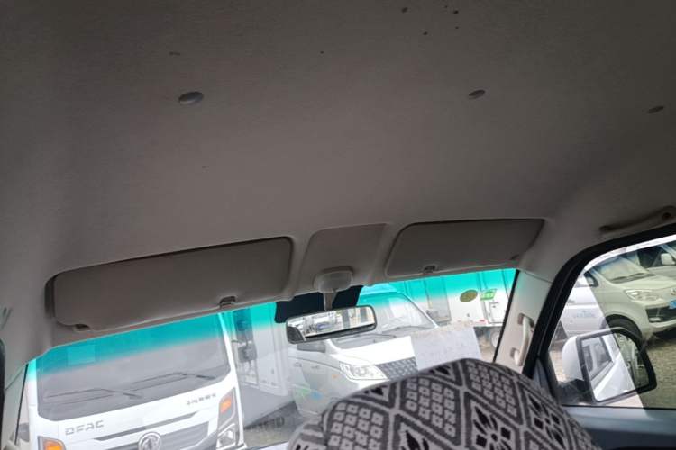Used Jinbei Gold Card S3 2022 1.6L Flatbed Truck Double-Cab Standard Version 2.55 Meters SWD16MS Headliner