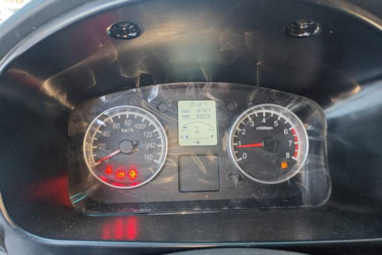 Used Jinbei Gold Card S3 2022 1.6L Crew Cab Double-Row Comfort Model 2.55m SWD16MS Instrument Cluster