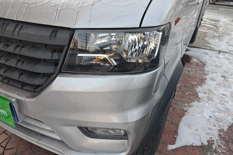 Used Jinbei Gold Card S3 2022 1.6L Crew Cab Double-Row Comfort Model 2.55m SWD16MS Left Front Headlight