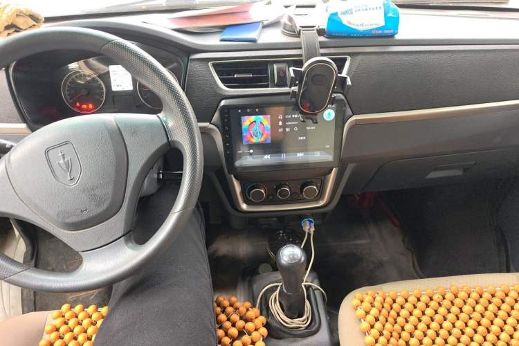 Used Jinbei Gold Card S3 2024 1.6L Basic Cargo Truck Single Cab 3.2-Meter Length Rear Single Wheel China VI Emission Standard SWD16MS Audio And AC Panel