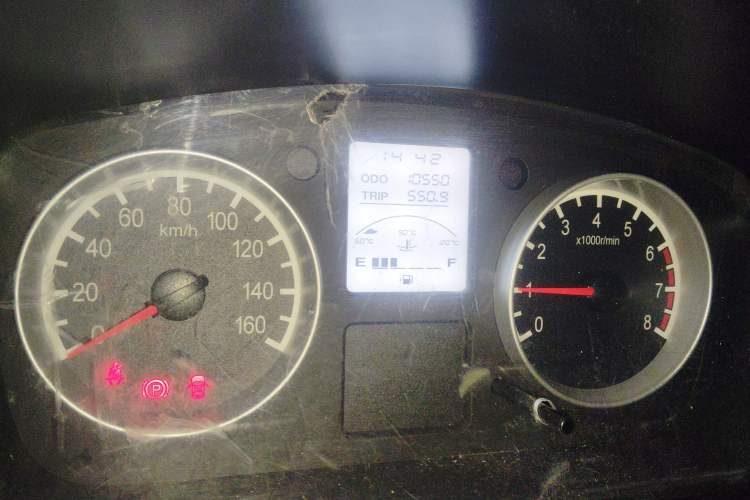 Used Jinbei Gold Card S6 2024 1.6L Standard Cargo Truck Single Cab 3.7-Meter Rear Dual Wheels SWD16MS Stake Bed Instrument Cluster