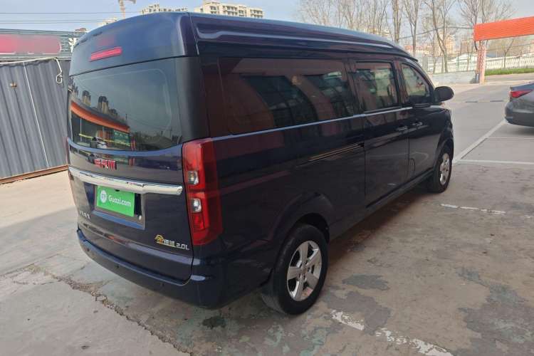 Used Jinbei Gold Hiace 2021 2.0L Passenger Vehicle Engineering Lion 6 Seats Exterior 3