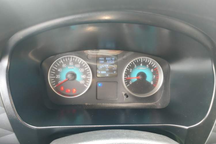 Used Jinbei Gold Hiace 2021 2.0L Passenger Van Engineering Lion Central Air Conditioning Version 9 Seats Instrument Cluster