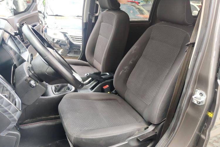 Used Jinbei Gold Hiace 2021 2.0L Passenger Van Engineering Lion Central Air Conditioning Version 9 Seats Left Front Seat