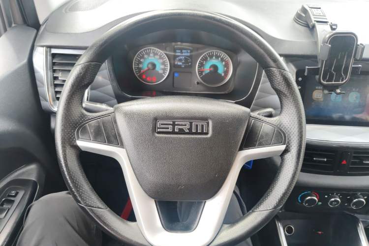 Used Jinbei Gold Hiace 2021 2.0L Passenger Van Engineering Lion Central Air Conditioning Version 9 Seats Steering Wheel