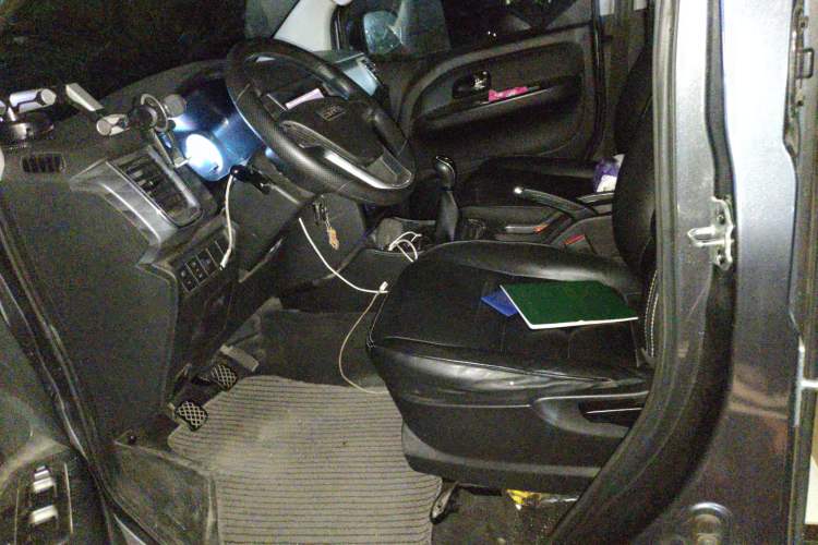 Used Jinbei Gold Hiace 2023 1.5L Passenger Vehicle Engineering Lion 5/6/7 Seater Left Front Seat