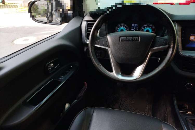 Used Jinbei Gold Hiace 2021 2.0L Passenger Van Travel Lion 6-Seater Steering Wheel