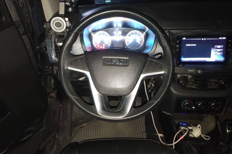 Used Jinbei Gold Hiace 2023 1.5L Passenger Vehicle Engineering Lion 5/6/7 Seater Steering Wheel