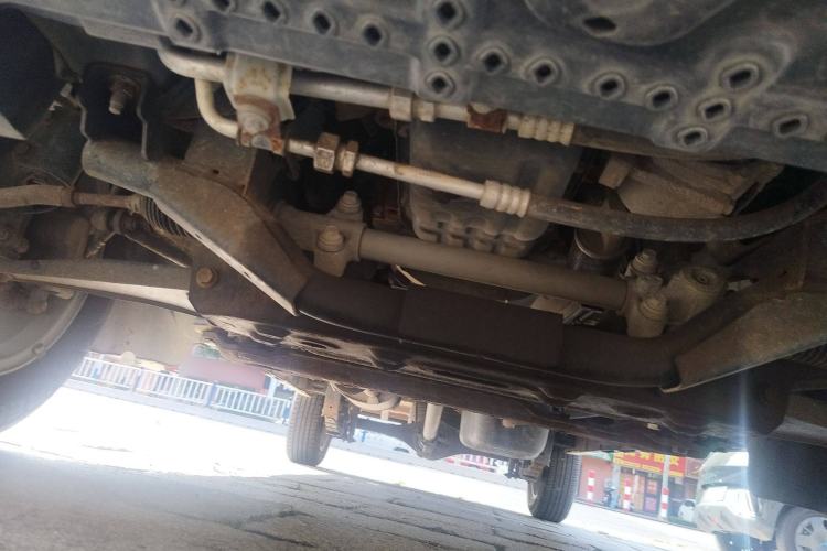 Used Jinbei Gold Hiace 2021 1.6L Box Van Engineering Lion 2-Seater Chassis Front