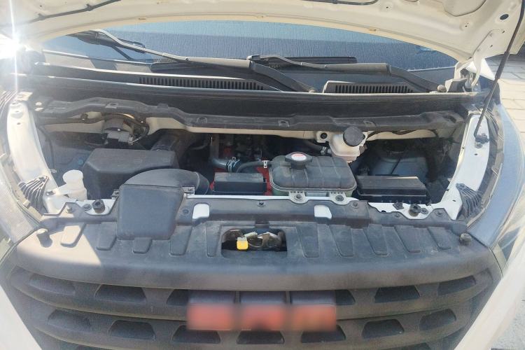 Used Jinbei Gold Hiace 2021 1.6L Box Van Engineering Lion 2-Seater Engine Bay