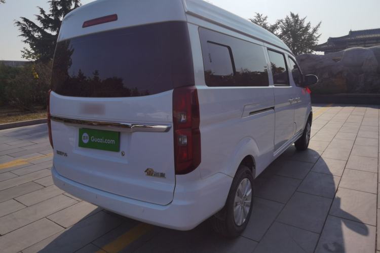 Used Jinbei Gold Hiace 2024 1.5L Passenger Vehicle Engineering Lion 9 Seats Exterior 3