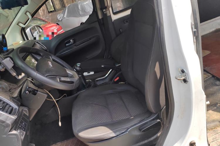 Used Jinbei Gold Hiace 2021 1.5L Passenger Vehicle Engineering Lion 7 Seats Left Front Seat