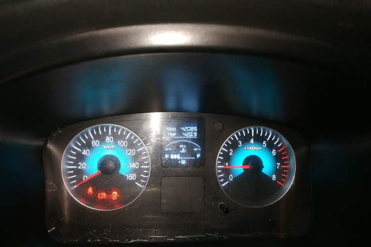 Used Jinbei Gold Hiace 2021 2.0L Passenger Van Travel Lion 6-Seater Instrument Cluster