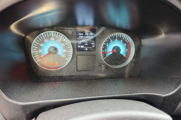 Used Jinbei Gold Hiace 2021 1.5L Passenger Vehicle Engineering Lion 6 Seats Instrument Cluster
