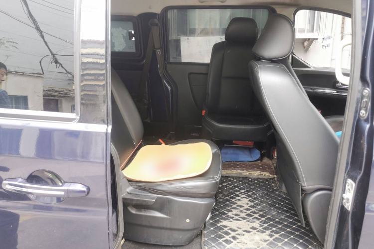 Used Jinbei Gold Hiace 2021 1.5L Passenger Van Travel Lion 7-Seater Left Rear Seat