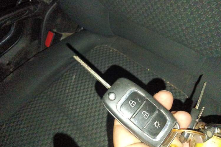 Used Jinbei Gold Hiace 2021 1.5L Passenger Vehicle Engineering Lion 5-Seater Vehicle Key