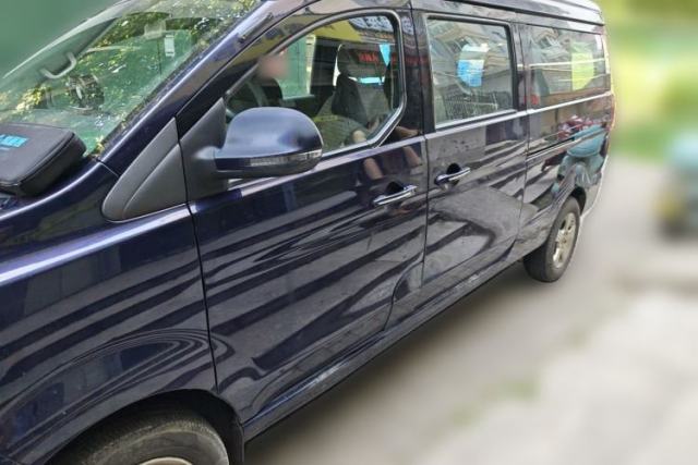 Used Jinbei Gold Hiace 2021 1.5L Passenger Vehicle Engineering Lion 6 Seats