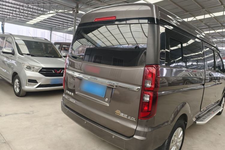 Used Jinbei Gold Hiace 2021 2.0L Passenger Van Engineering Lion Central Air Conditioning Version 9 Seats Exterior 5