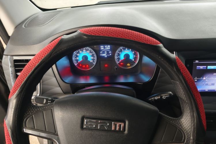 Used Jinbei Gold Hiace 2021 2.0L Passenger Van Engineering Lion Central Air Conditioning Version 9 Seats Interior 2
