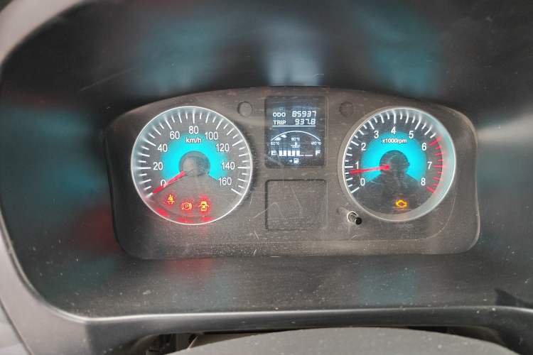 Used Jinbei Gold Hiace 2021 1.5L Passenger Vehicle Engineering Lion 7 Seats Odometer Close Up