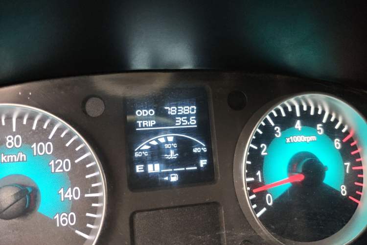 Used Jinbei Gold Hiace 2021 1.5L Passenger Van Travel Lion 6-Seater Odometer Close Up